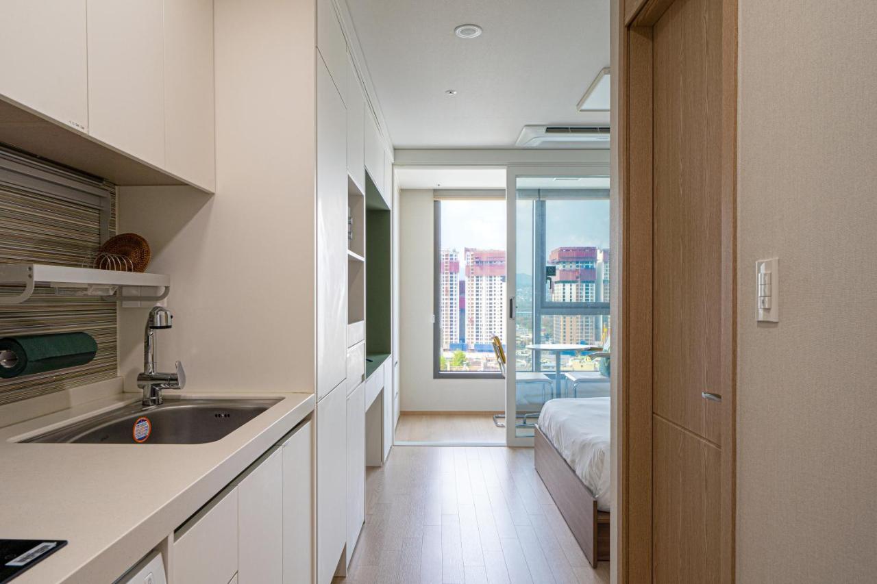 Urbanstay Myeongdong Seúl Exterior foto