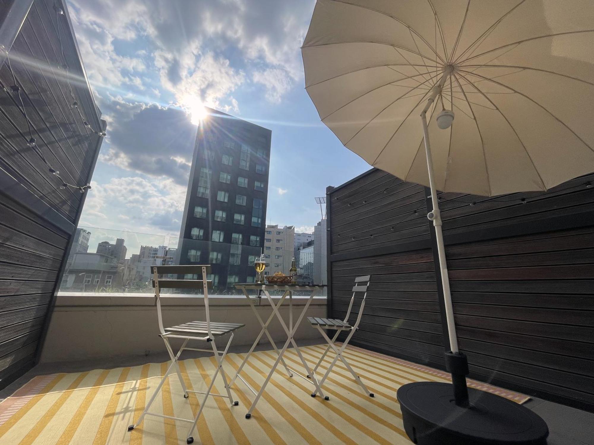 Urbanstay Myeongdong Seúl Exterior foto