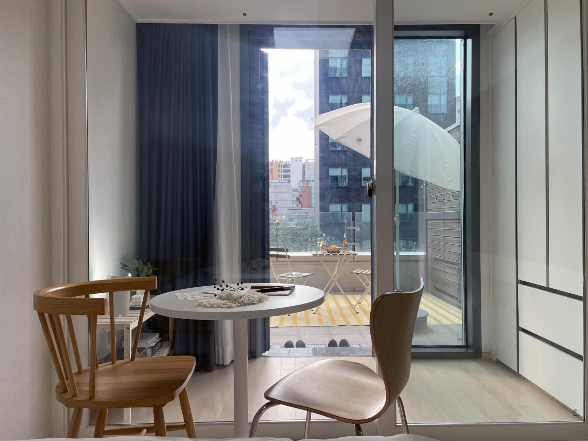 Urbanstay Myeongdong Seúl Exterior foto